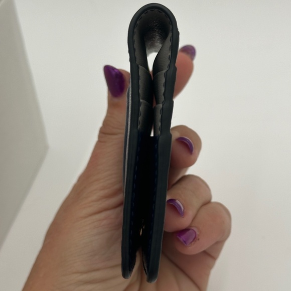 NIB Ferragamo Bifold Wallet - Picture 11 of 11